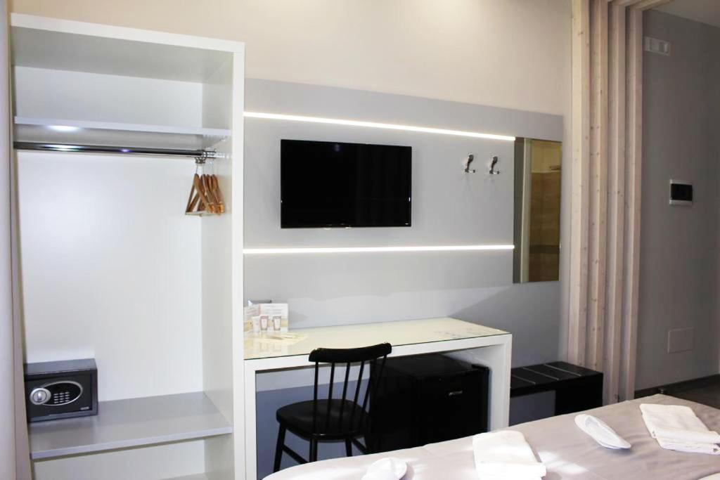 Holygold Suite **** Trinitapoli Εξωτερικό φωτογραφία